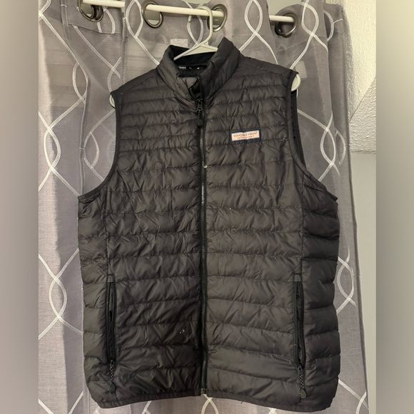 Vineyard Vines Men’s Vest - Picture 1 of 5